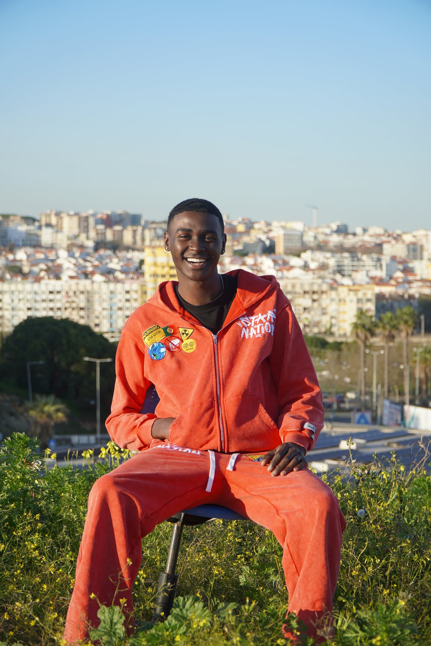 STARNATION ZIP UP WASHED- RED