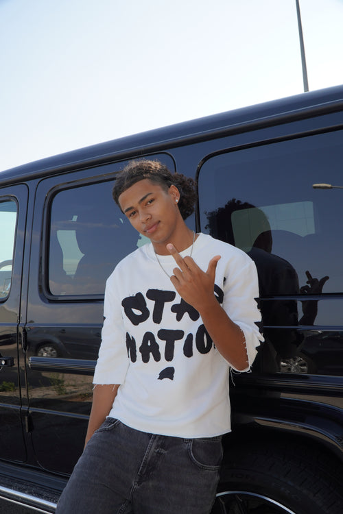 BLACK EMBROIDERED T-SHIRT